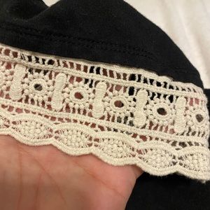 Crochet sleeve trim top